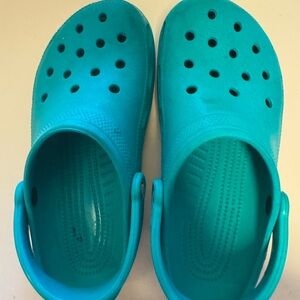 CROCS Vibrant Blue Mules